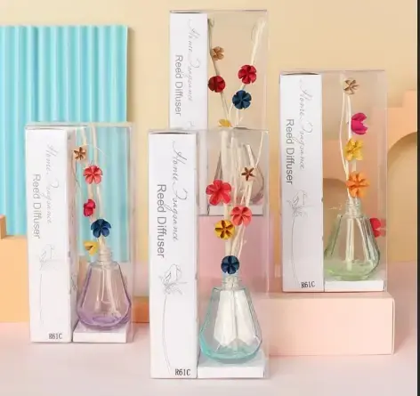Diffuseur de parfum d'ambiance à tiges avec fleurs décoratives