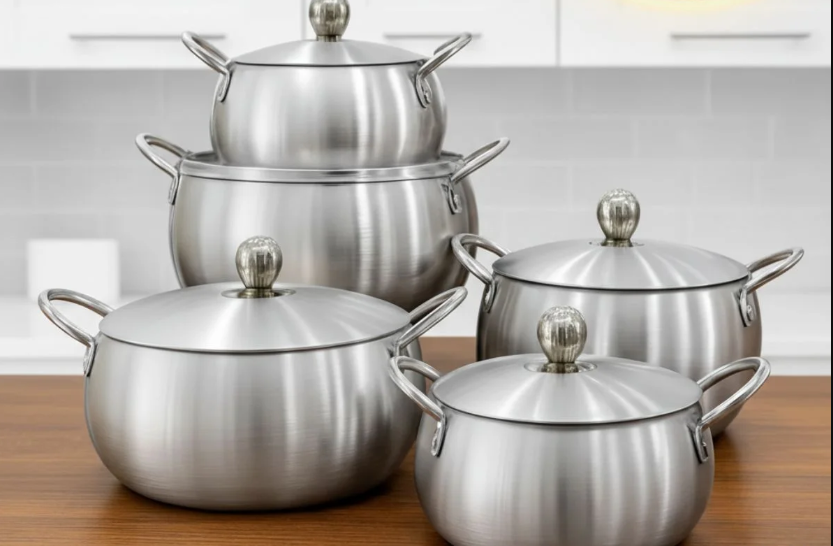 Service de marmites en aluminium Tasahil